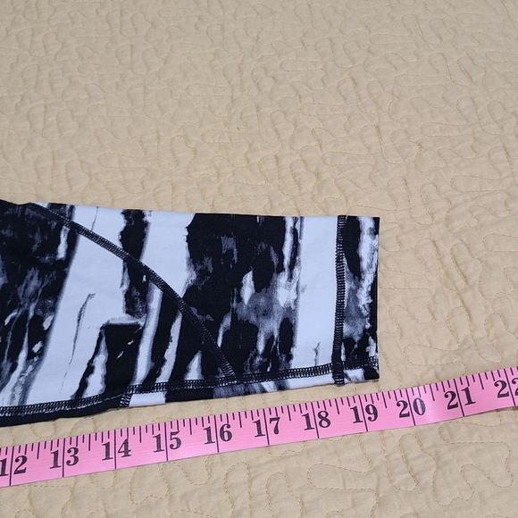 Tommy Hilfiger capri leggings size S - Picture 6 of 6